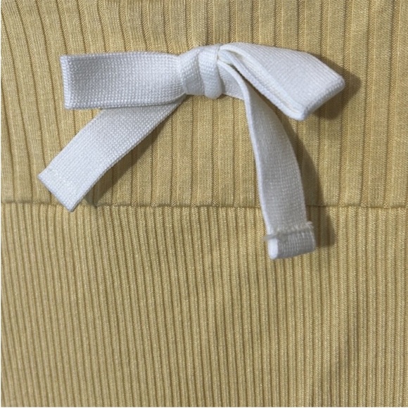 Kimchi Blue Medium Top Darya Bow Ruffle Tank Top ribbed in yellow - Picture 6 of 9